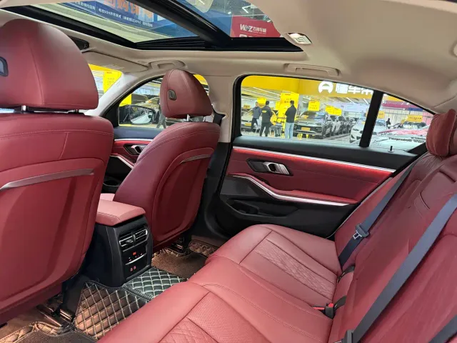BMW 3 Series — Фото автомобиля 9