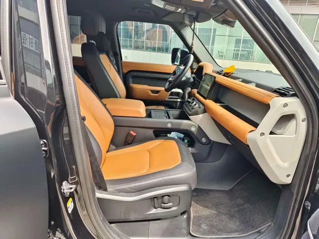 Land Rover Land Rover Defender 2024 110 3.0T P400 X-DYNAMIC HSE — Фото автомобиля 10