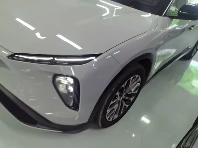 Nio ES6 — Фото автомобиля 23