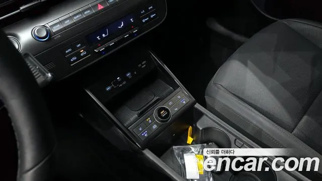 Hyundai Kona Kona (SX2) Бензин 1.6 Turbo 4WD — Фото автомобиля 17