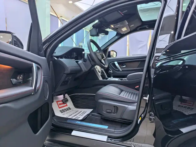 Land Rover Discovery Sport — Фото автомобиля 10