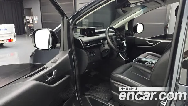 Hyundai Staria — Фото автомобиля 15