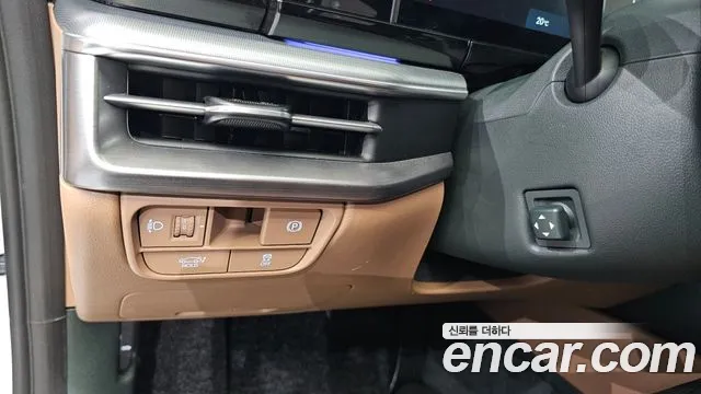 Hyundai Grandeur GN7 — Фото автомобиля 14