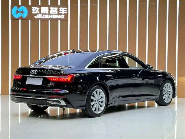 Audi A6L — Фото автомобиля 4