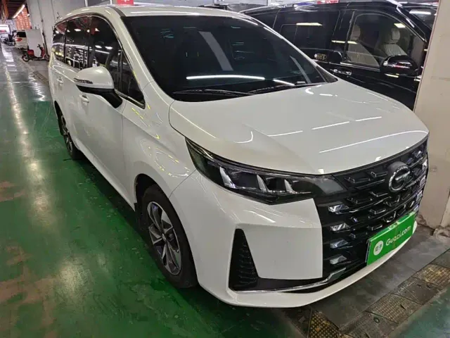 GAC Trumpchi M6 — Фото автомобиля 3