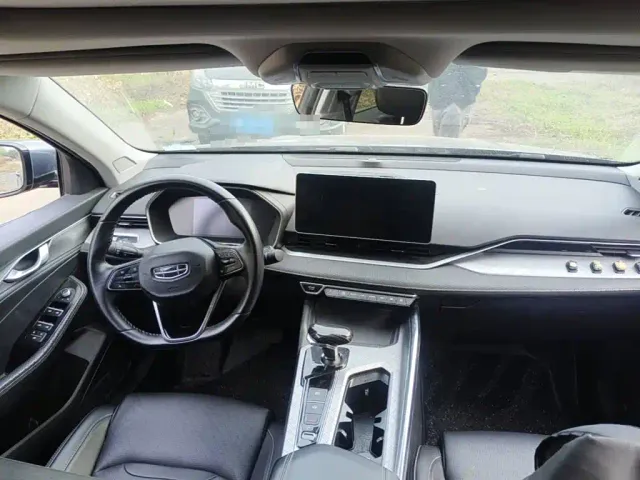 Geely Xingrui — Фото автомобиля 12