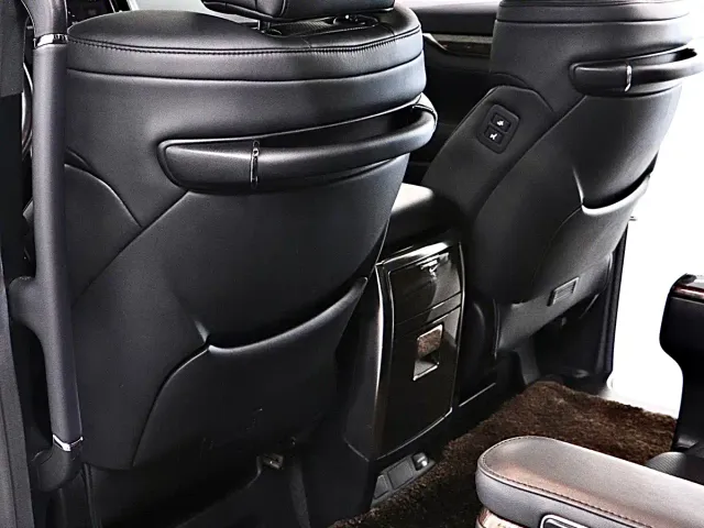 Toyota Alphard — Фото автомобиля 13