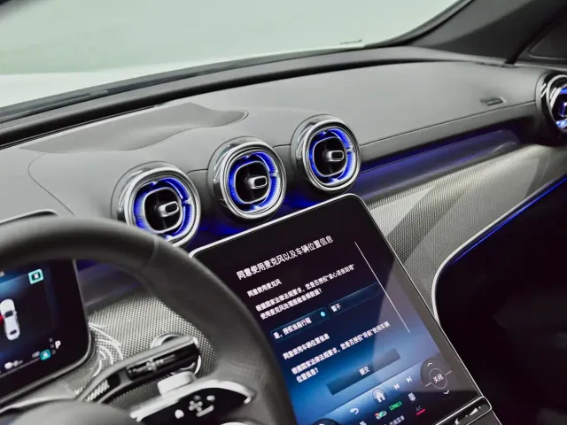 Mercedes-Benz C-Class — Фото автомобиля 15