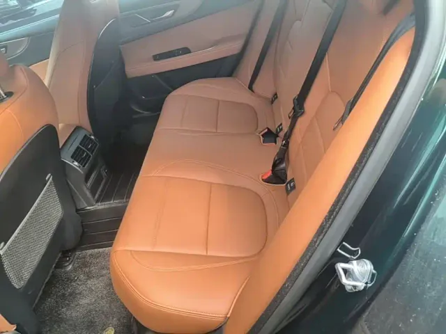 Jaguar XEL — Фото автомобиля 16