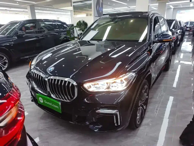 BMW X5 — Фото автомобиля 2