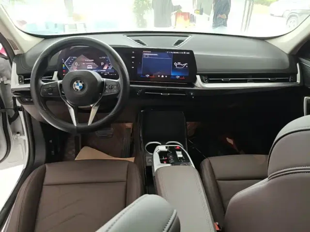 BMW X1 — Фото автомобиля 5