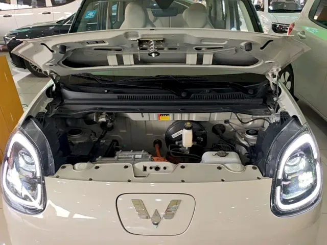 Wuling Hongguang Mini EV — Фото автомобиля 19