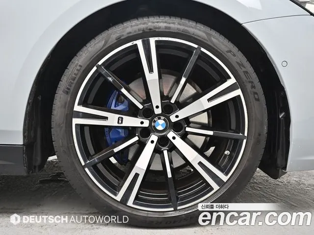 BMW 5 Series G60 — Фото автомобиля 5