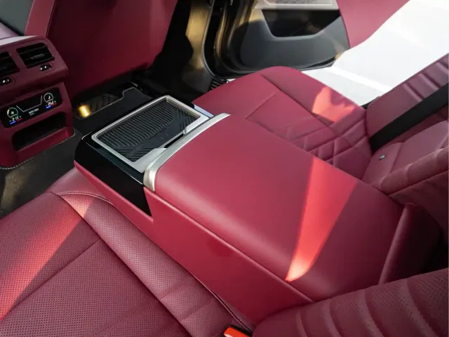 BMW 5 Series — Фото автомобиля 23