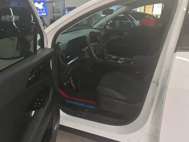 Kia Sportage — Фото автомобиля 9