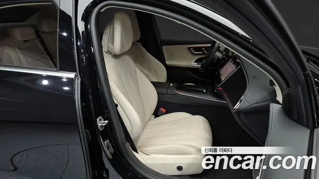 Mercedes-Benz E-Class W214 — Фото автомобиля 26