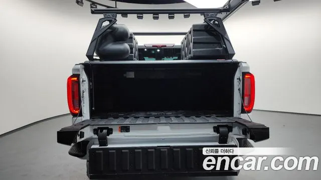 GMC Sierra — Фото автомобиля 20