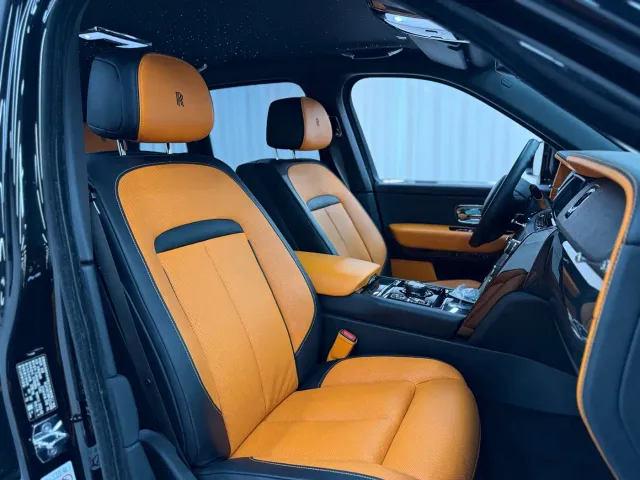 Rolls-Royce Cullinan — Фото автомобиля 16