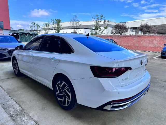 Volkswagen Sagitar — Фото автомобиля 4
