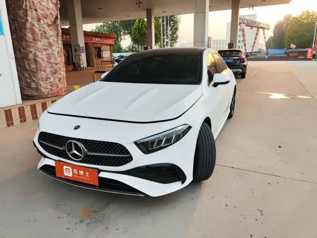 Фотография автомобиля — Mercedes-Benz A-Class