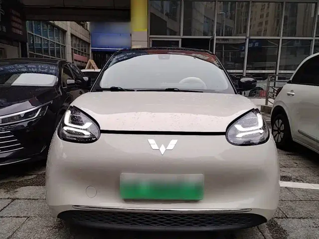 Wuling Bingo — Фото автомобиля 2
