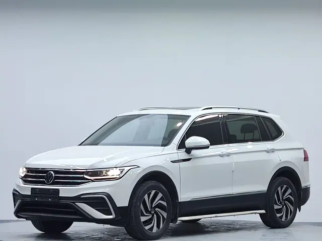 Volkswagen Tiguan L — Фото автомобиля 7