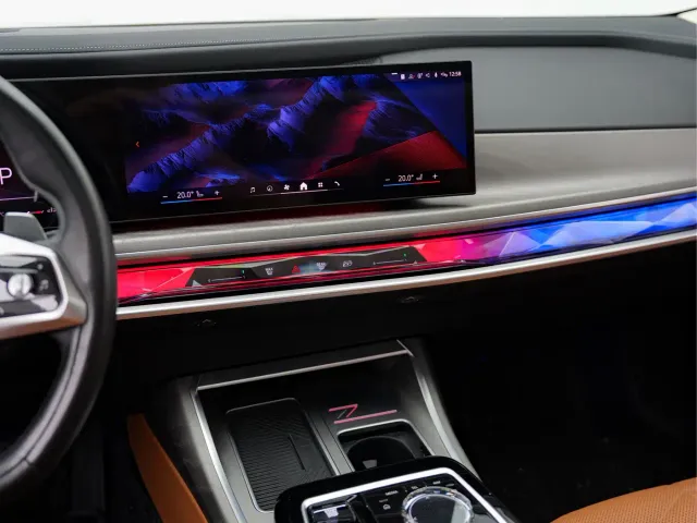 BMW 7 Series — Фото автомобиля 15
