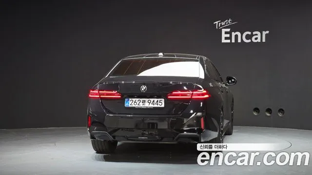 BMW 5-Series 5 серия (G60) 530i xDrive M Sport Pro Special Edition — Фото автомобиля 4