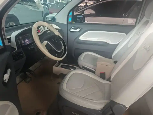 Wuling Hongguang Mini EV — Фото автомобиля 14