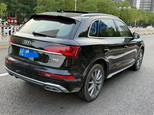 Audi Audi Q5L 2024 Model 40 TFSI Fashion Dynamic — Фото автомобиля 5