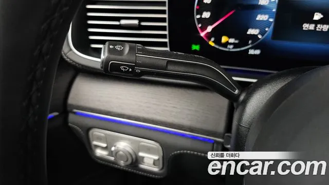 Mercedes-Benz GLE-Class — Фото автомобиля 13