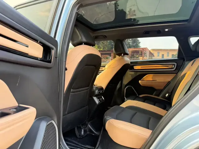 Geely ICON — Фото автомобиля 9