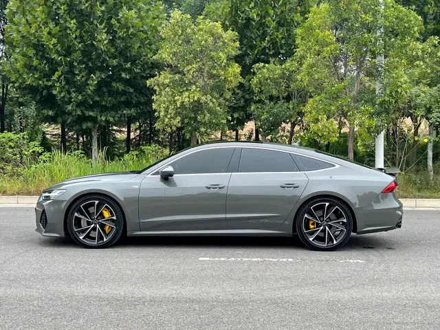 Audi A7 — Фото автомобиля 14