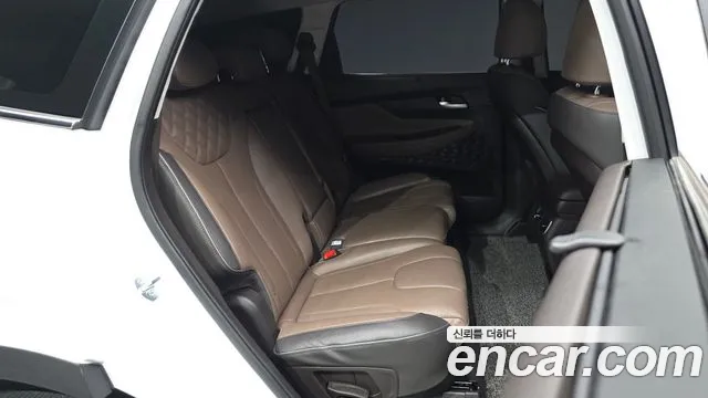 Hyundai Santafe — Фото автомобиля 10