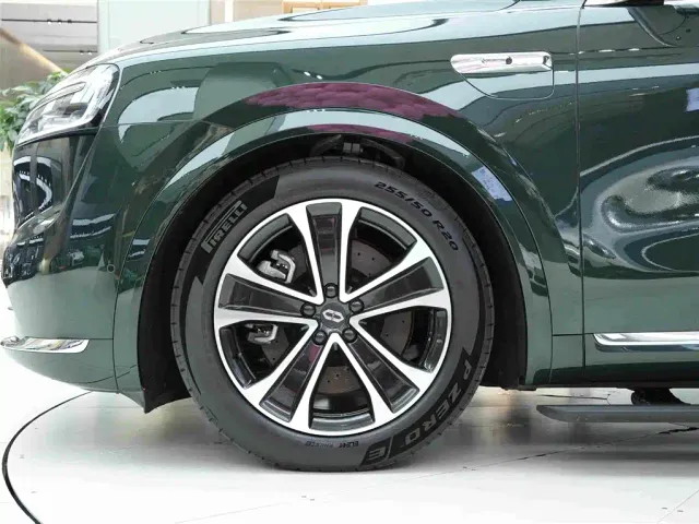 Aito M7 — Фото автомобиля 22