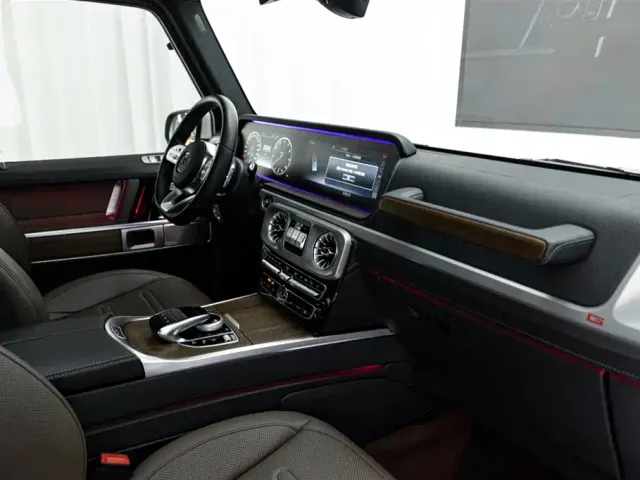 Mercedes-Benz G-Class — Фото автомобиля 15