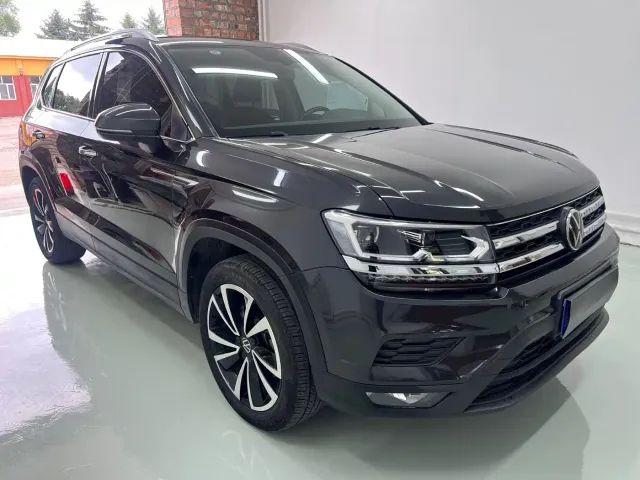 Volkswagen Tharu — Фото автомобиля 3