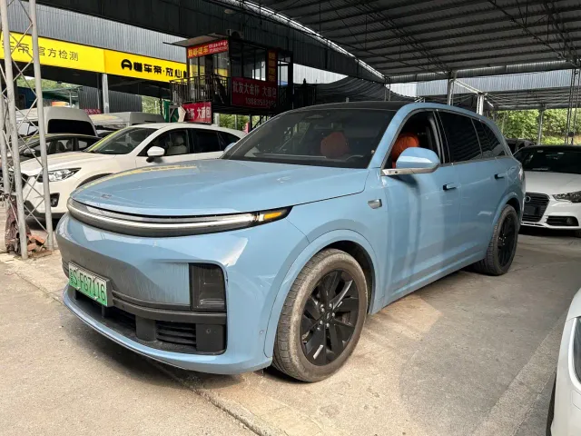 Фотография автомобиля — Li Auto L7