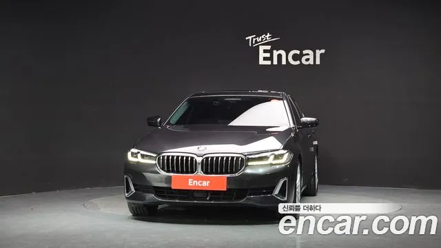 BMW 5-Series — Фото автомобиля 3