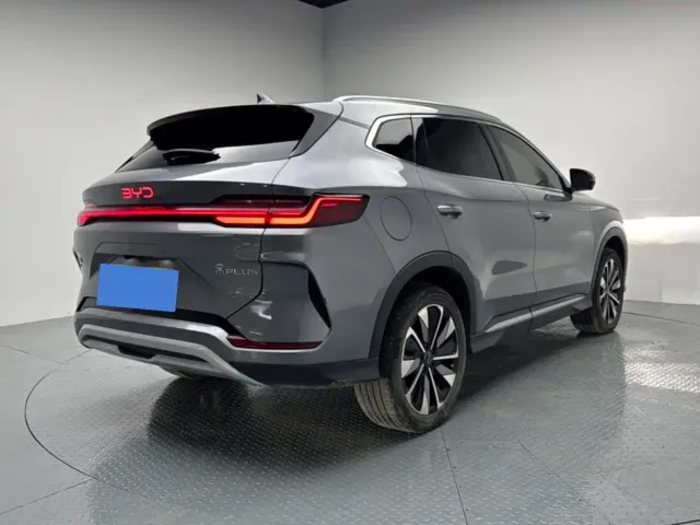 BYD Song PLUS — Фото автомобиля 2