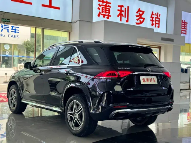 Mercedes-Benz GLE-Class — Фото автомобиля 16