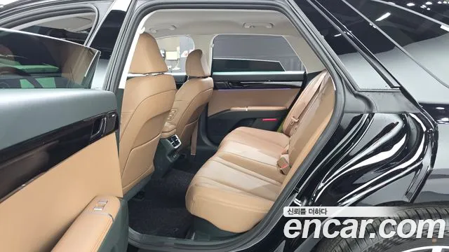 Hyundai Grandeur GN7 — Фото автомобиля 17