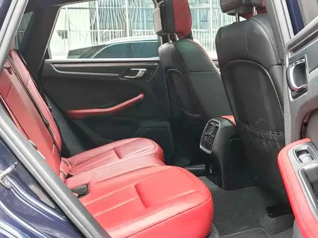 Porsche Macan — Фото автомобиля 6