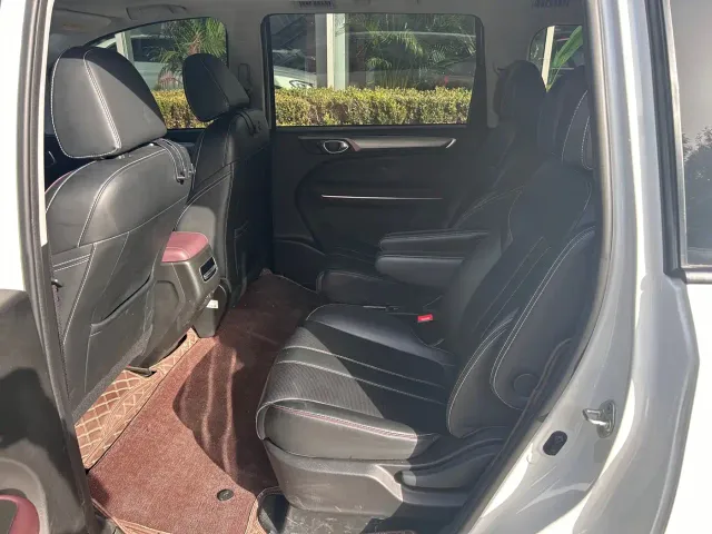 GAC Trumpchi M6 — Фото автомобиля 8