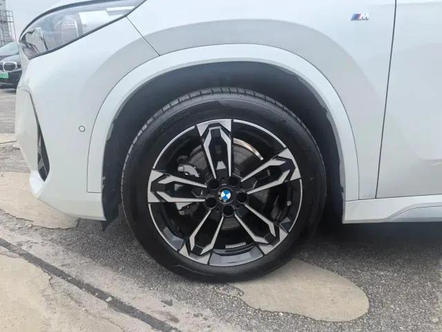 BMW X1 — Фото автомобиля 2
