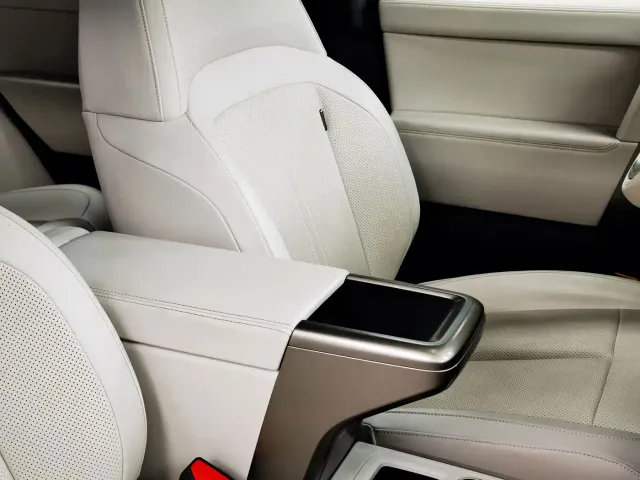iCAR V23 — Фото автомобиля 19