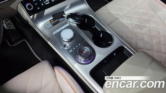 Genesis GV70 3.5T Бензин AWD — Фото автомобиля 9