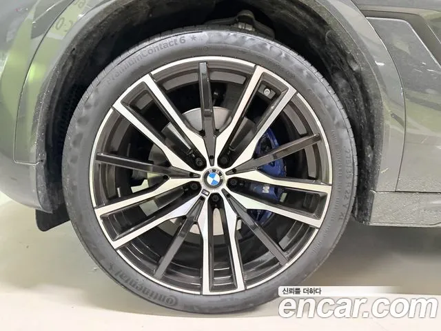 BMW X6 xDrive40i M Sport Pro Best Seller Edition — Фото автомобиля 10