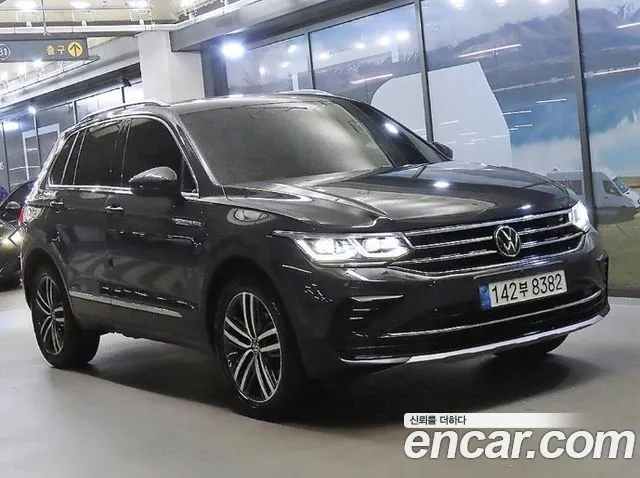 Фотография автомобиля — Volkswagen Tiguan 2nd Gen