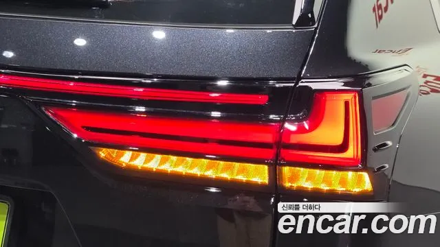 Lexus LX — Фото автомобиля 17